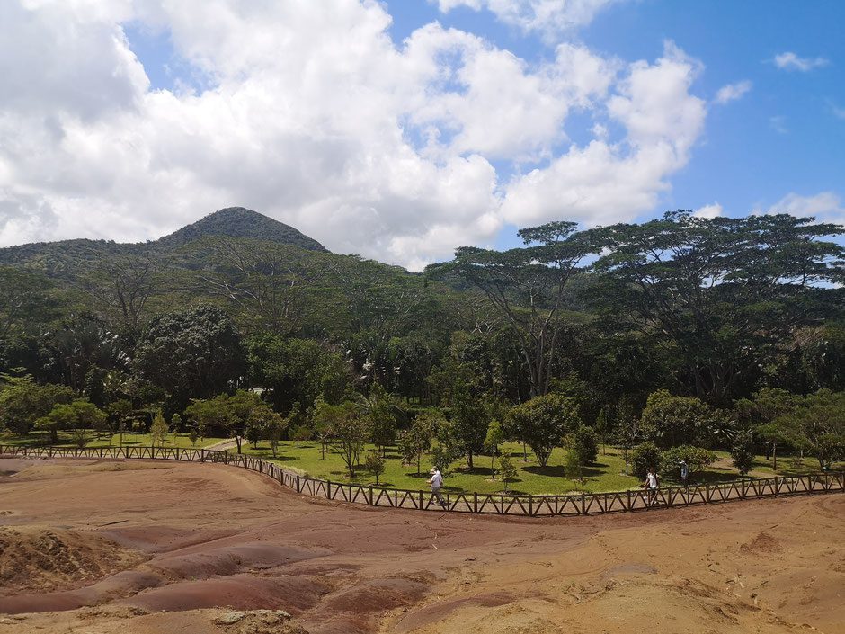 bunte erden von Chamarel in Mauritius